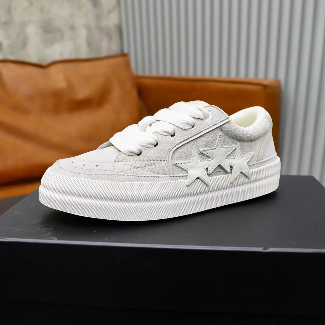 Men's men's shoes 💰540💰🔥🔥🔥 Couple style Amiri2024 new sports and casual shoes, casual, fashionable and versatile flat-soled moral training shoes. Classic color combination + perfect shoe shape, Amiri’s classic Logo star makes you and I fall in love. Imported cow suede leather makes the shoes more high-end. Recommended by major celebrities, bloggers and internet celebrities.   Color: black, off-white, blue, pink, red. Size: Women’s 35-40 (41 is custom-made and non-returnable) Men’s 38-44 (45 and 46 are custom-made and non-refundable)
